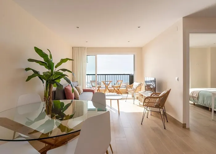 Port And Apartment Fuengirola