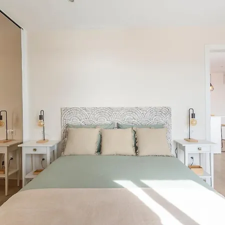 Port And Apartament *